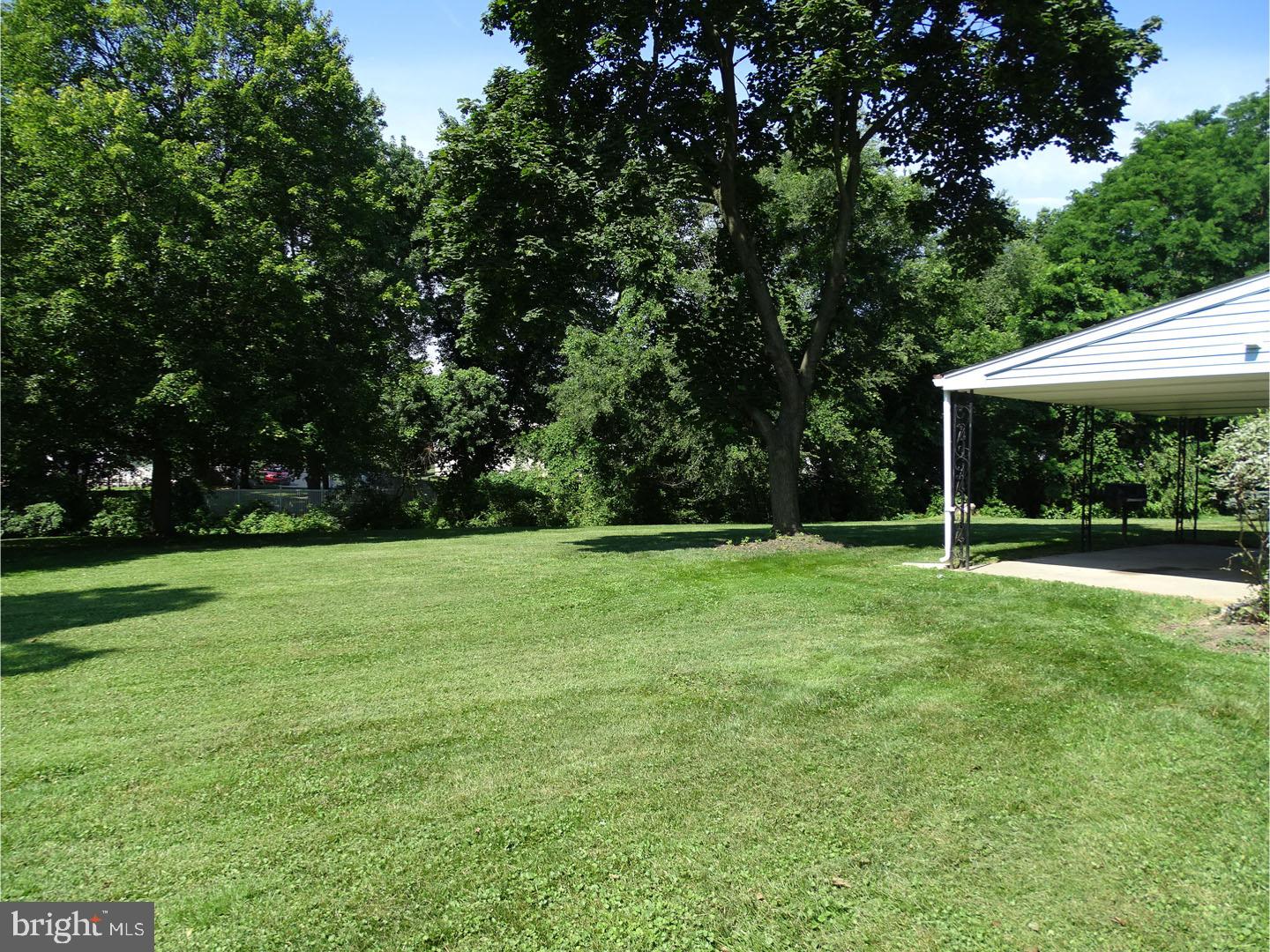 37 Sima Road Holland, PA 18966 - Photo 23 of 24 Back Yard