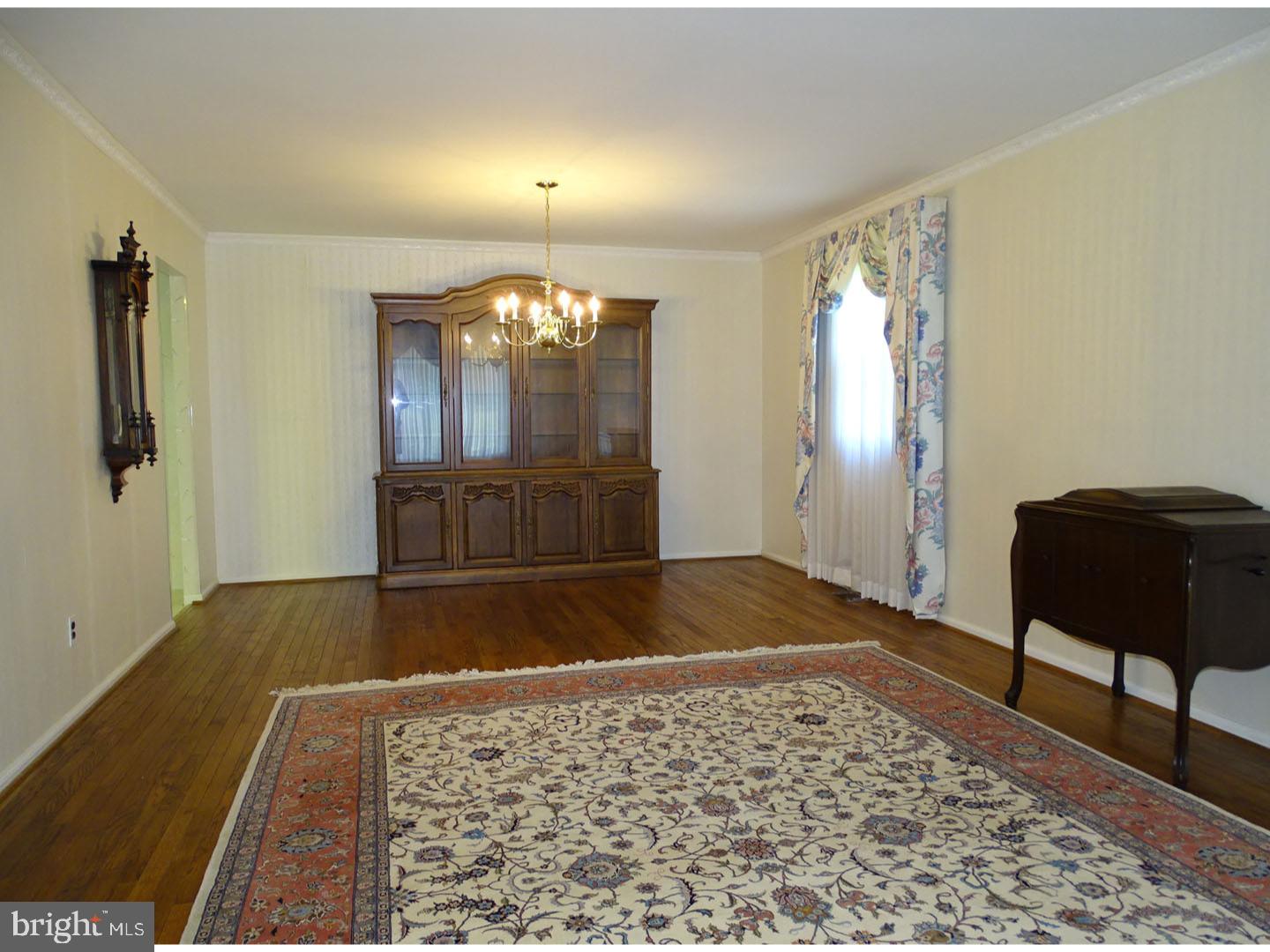 37 Sima Road Holland, PA 18966 - Photo 5 of 24 Dining Room