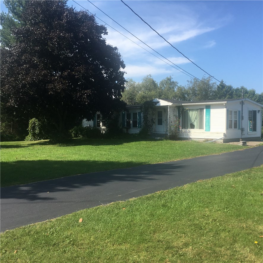 9450 Warsaw Road Le Roy, NY 14482 - Photo 1 of 1 Gallery Image 1