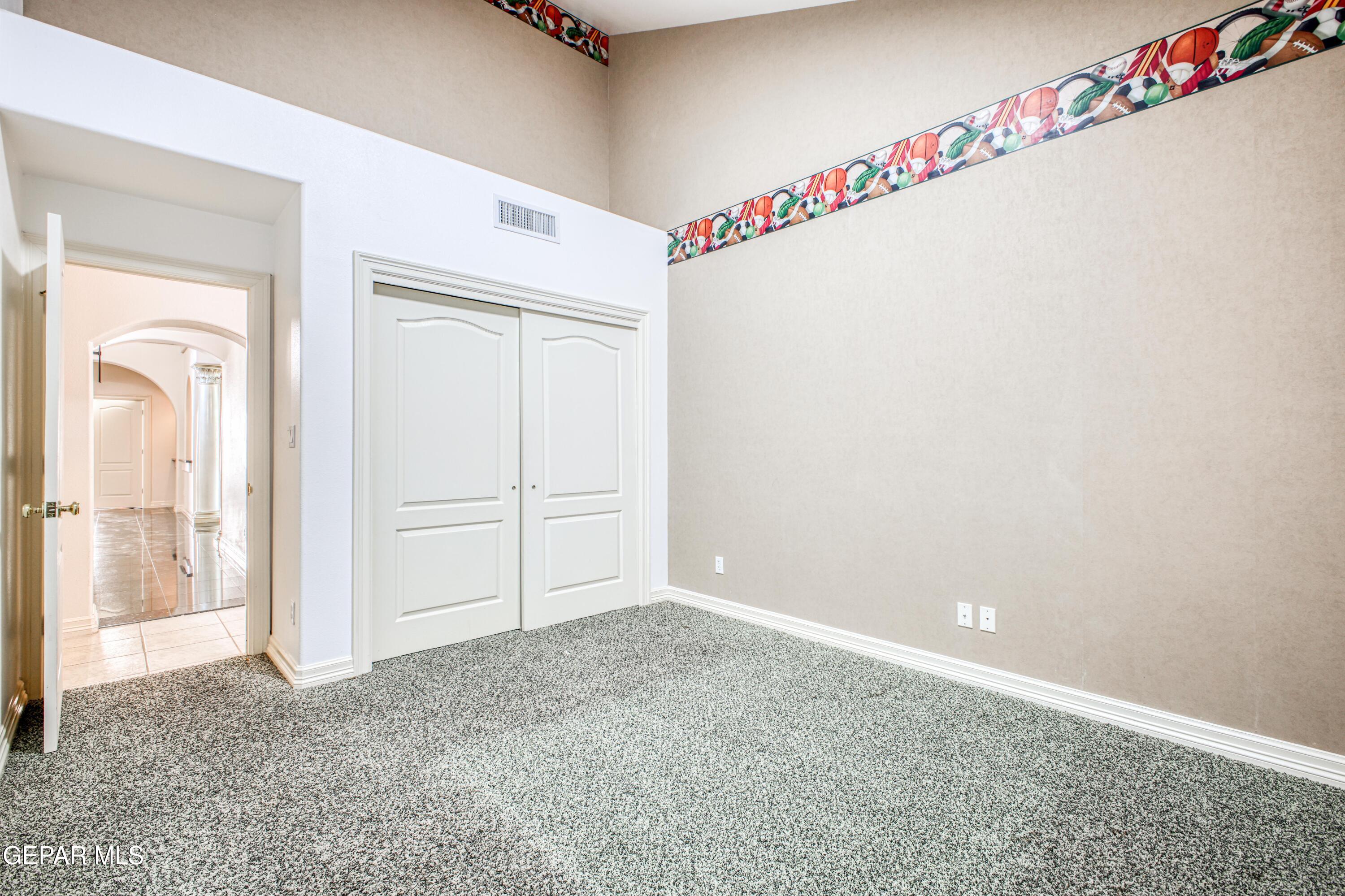 6565 Eagle Ridge Drive El Paso, TX 79912 - Photo 16 of 60 a view of a cabinet