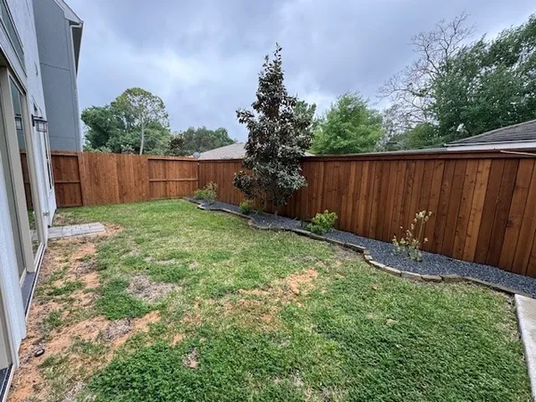 $4,900 | 1711 Leilani Drive, Houston, TX 77055