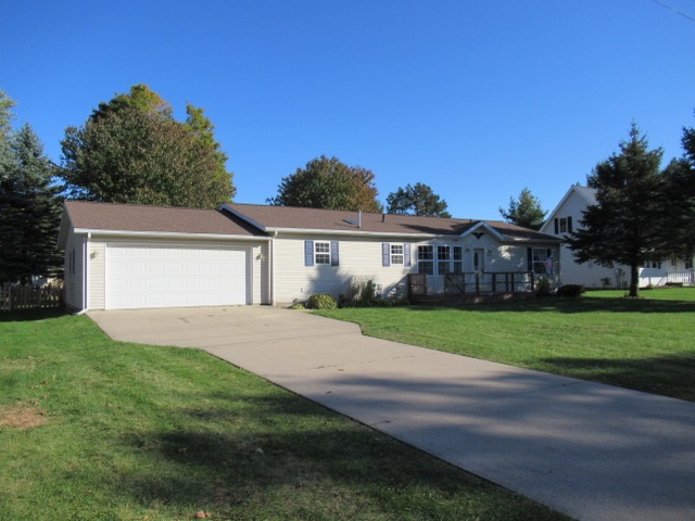 116 George Street Cadillac, MI 49601 - Photo 5 of 52 1868772-4.JPG
