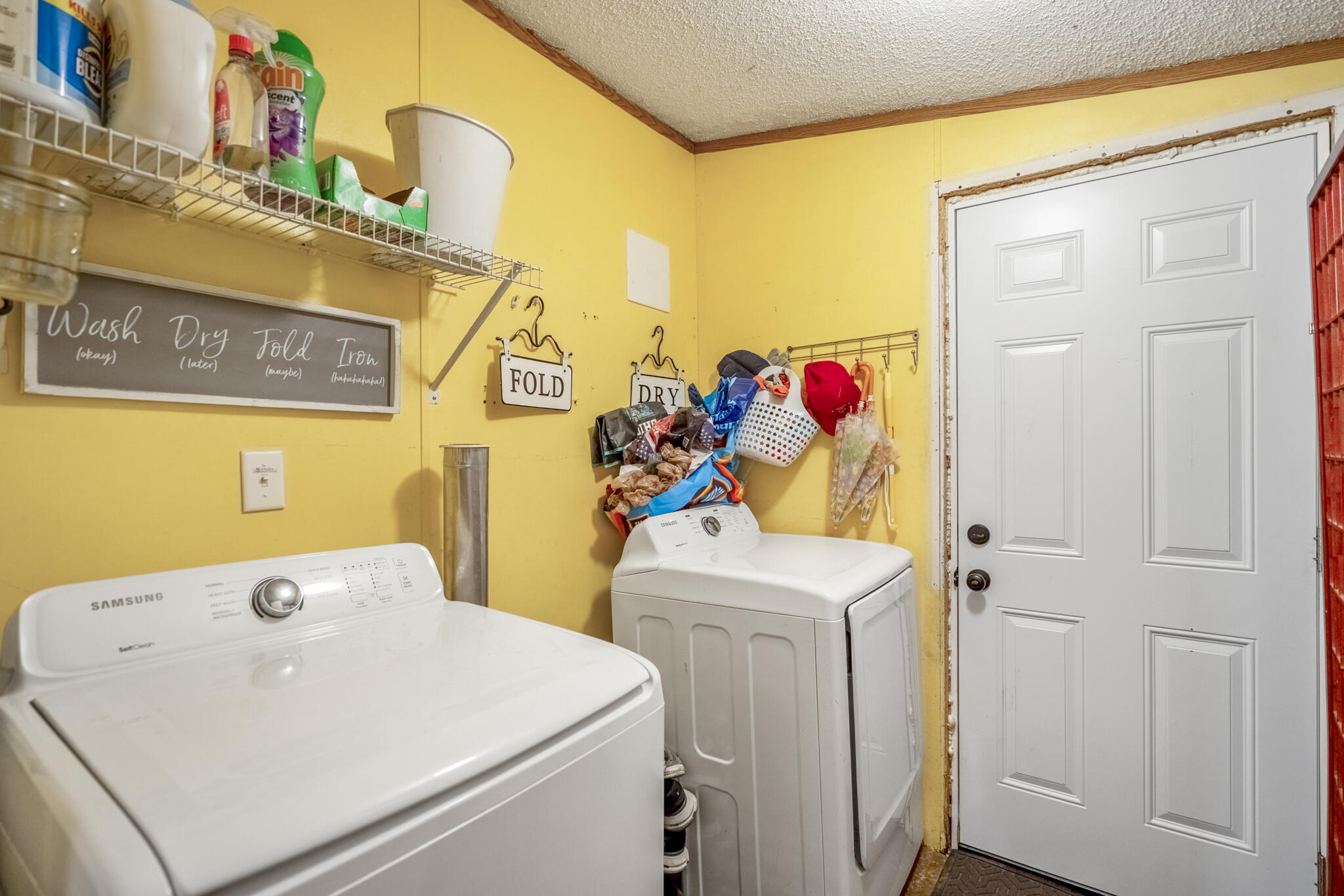 7452 Edison Street Russells Point, OH 43348 - Photo 14 of 32