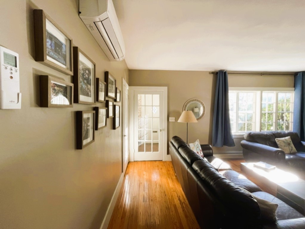 55 Washington Road Barrington, RI 02806 - Photo 16 of 44 First Floor