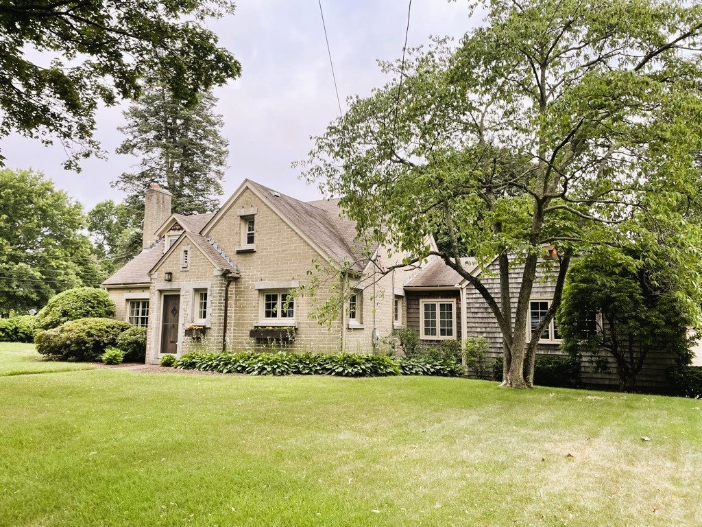 55 Washington Road Barrington, RI 02806 - Photo 36 of 44