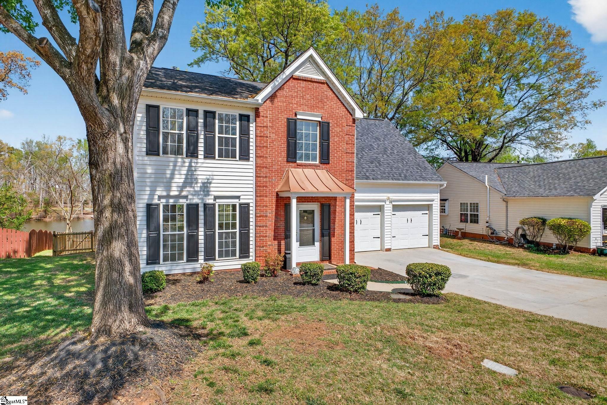 507 Fairview Lake Way Simpsonville, SC 29680 - Photo 3 of 48