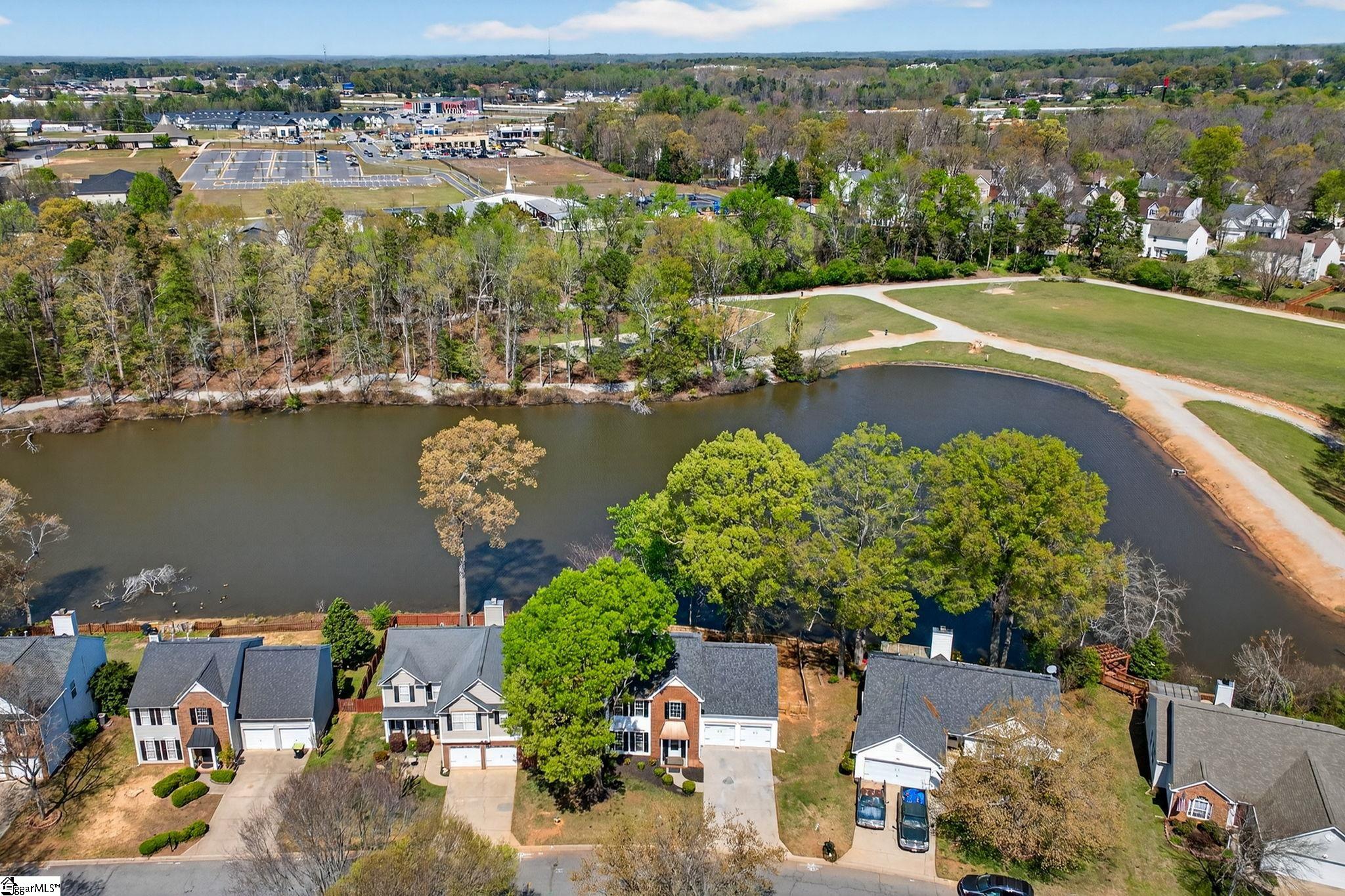 507 Fairview Lake Way Simpsonville, SC 29680 - Photo 41 of 48