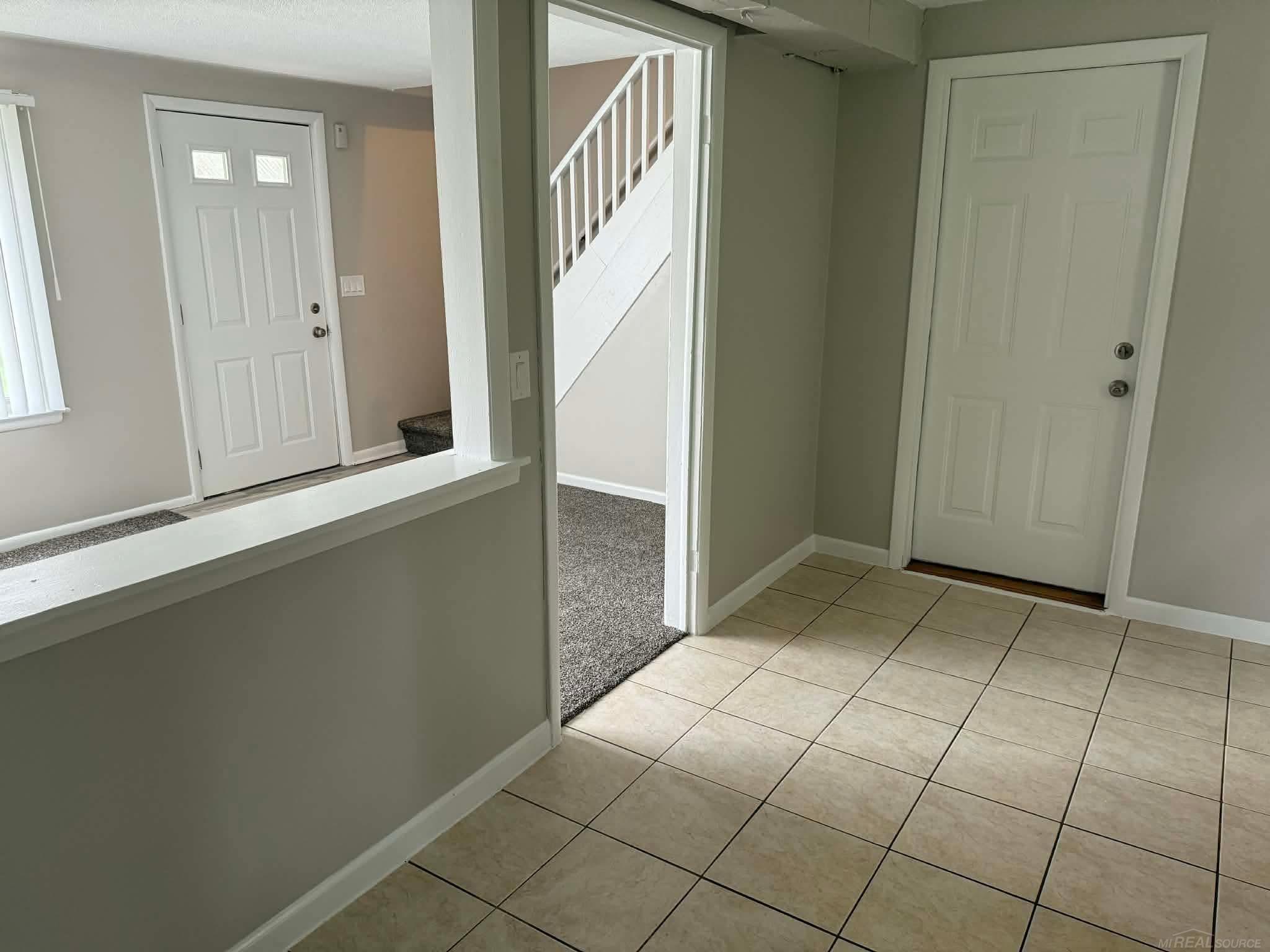 2969 Devondale Road, Unit 6 Rochester, MI 48309 - Photo 6 of 11