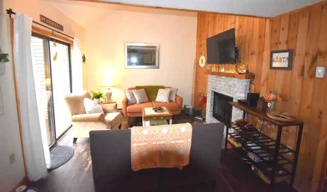 $239,000 | 8 Streamside Drive, Unit 3, Campton, NH 03223