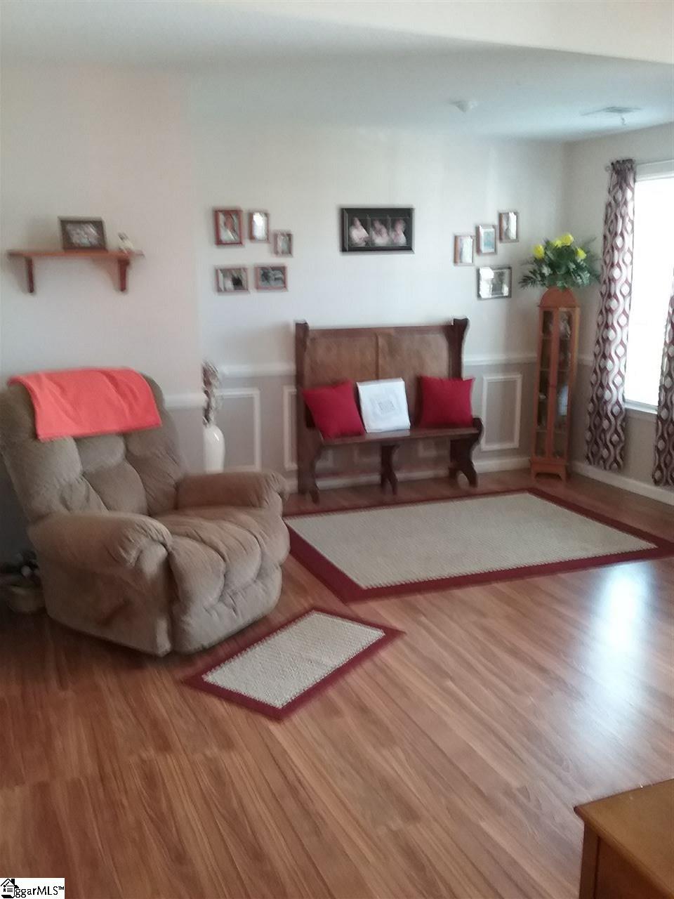 504 Crossgate Way Fountain Inn, SC 29644 - Photo 3 of 10