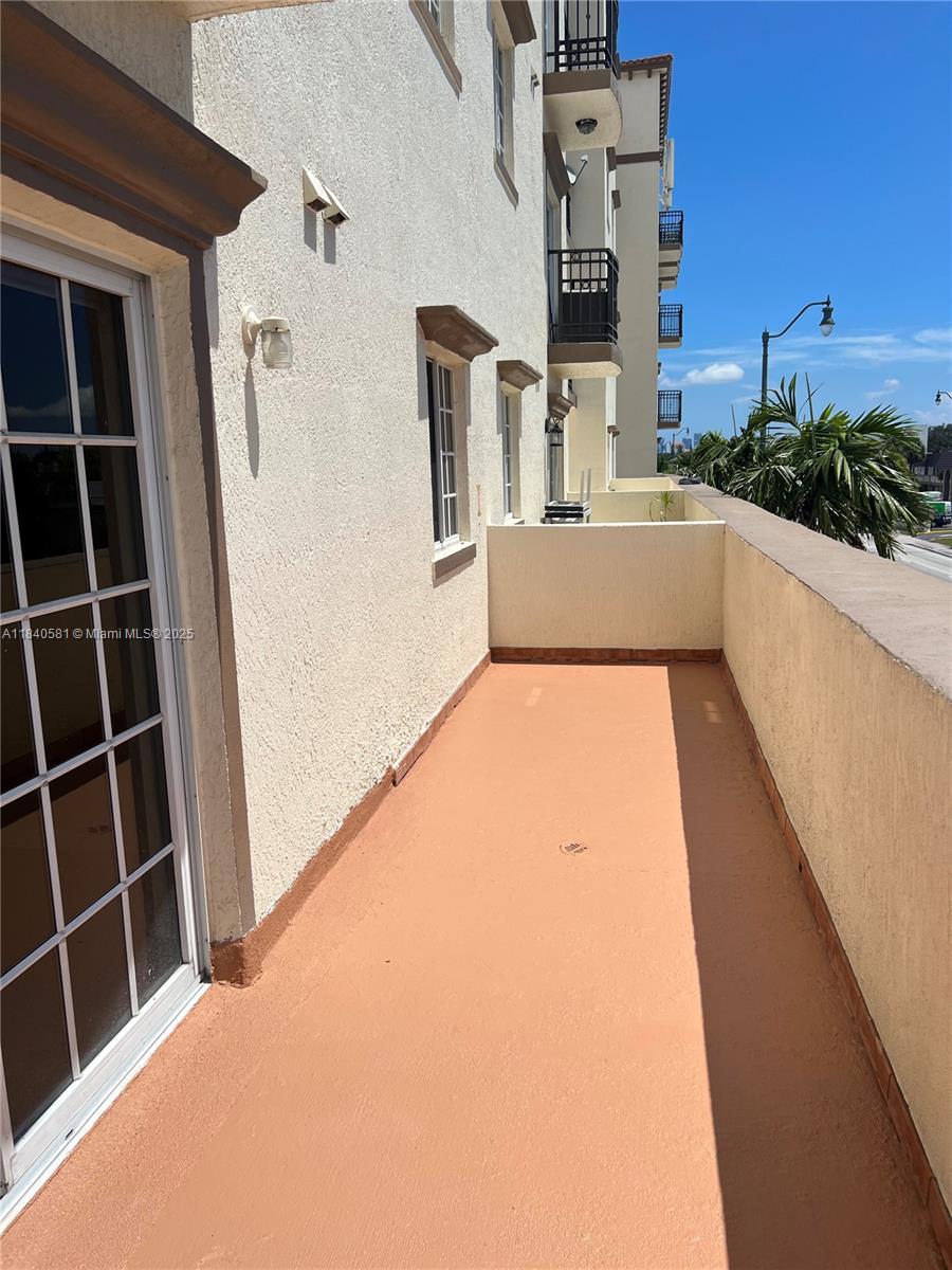 5271 Southwest 8th Street, Unit 207 Miami, FL 33134 - Photo 9 of 21