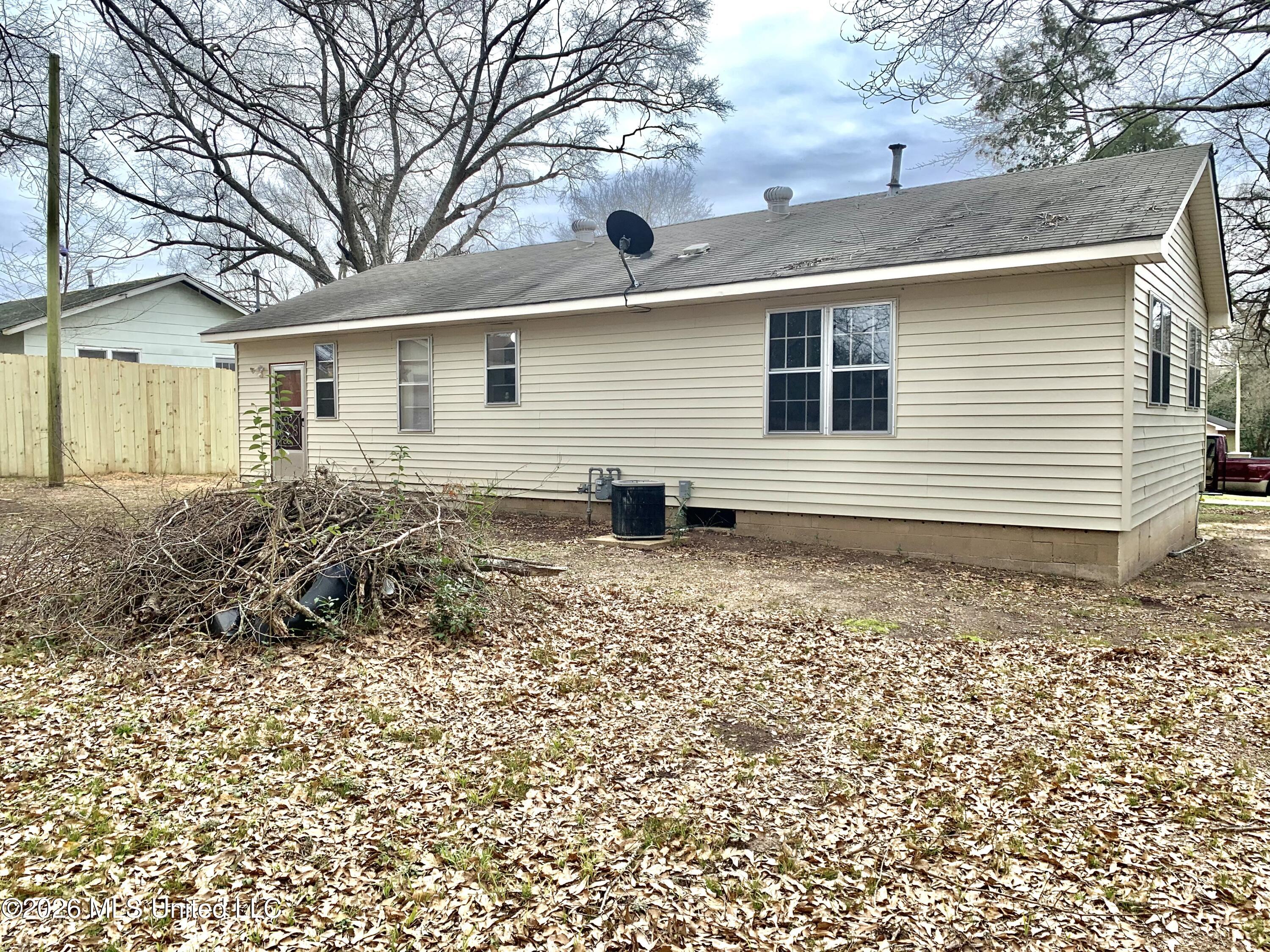 1426 2nd Street Prentiss, MS 39474 - Photo 8 of 9 rear