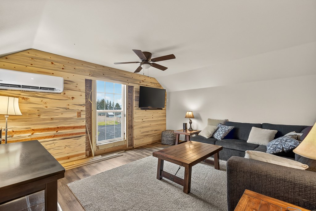 1510 South Samson Trail McCall, ID 83638 - Photo 17 of 50 Washer/dryer only a year old