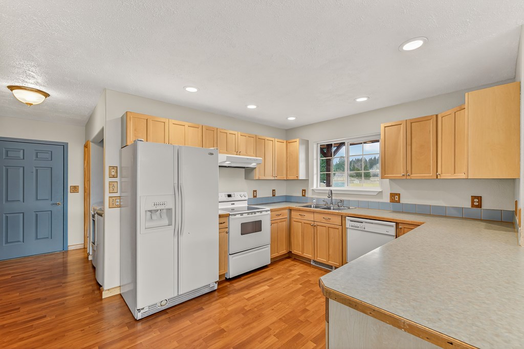 1510 South Samson Trail McCall, ID 83638 - Photo 25 of 50 Walk-in closet