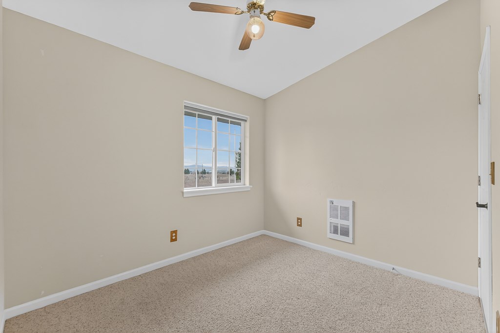 1510 South Samson Trail McCall, ID 83638 - Photo 39 of 50 Bathroom with shower at the back