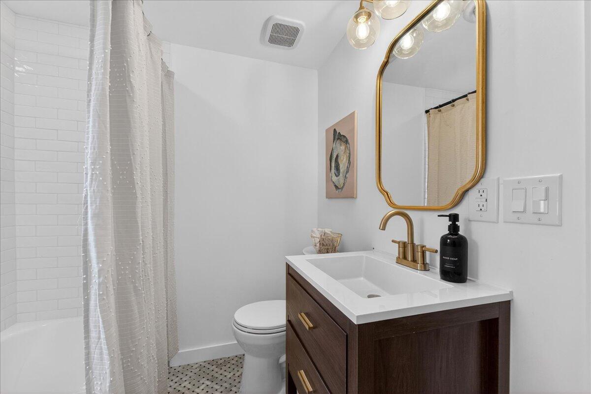 510 Parsons Road Summerville, SC 29483 - Photo 18 of 23 19-Square One Team - DSC02261