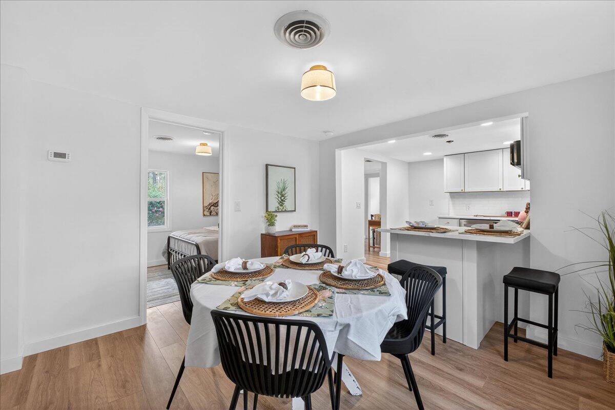 510 Parsons Road Summerville, SC 29483 - Photo 7 of 23 10-Square One Team - DSC02233