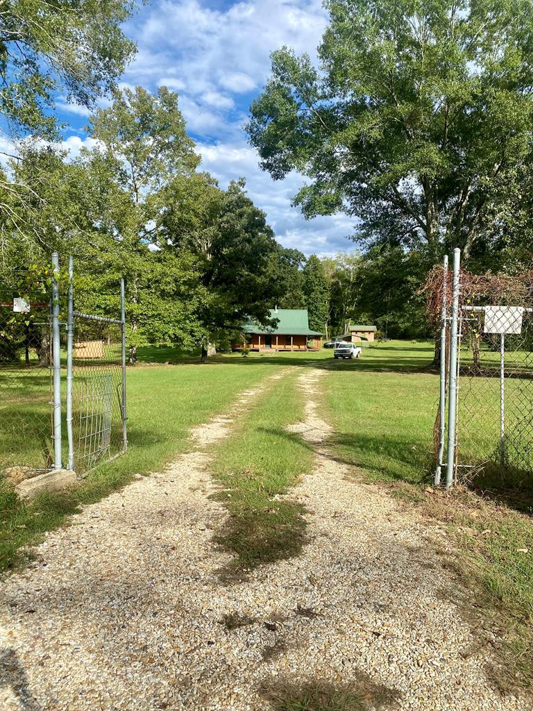 92 Excell Boyd Road Jayess, MS 39641 - Photo 5 of 33 Photo 5