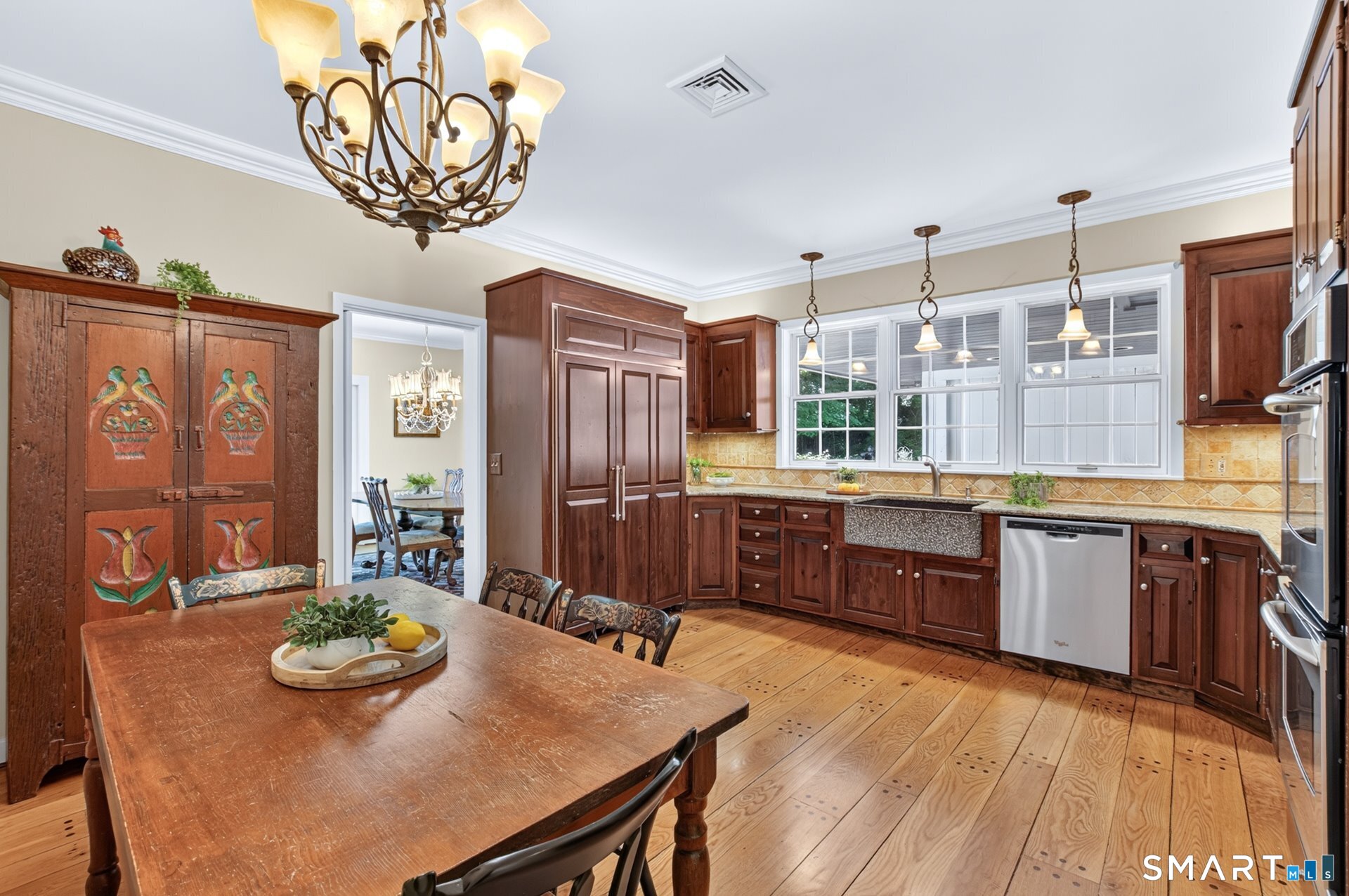 88 W Road Canton, CT 06019 - Photo 13 of 38