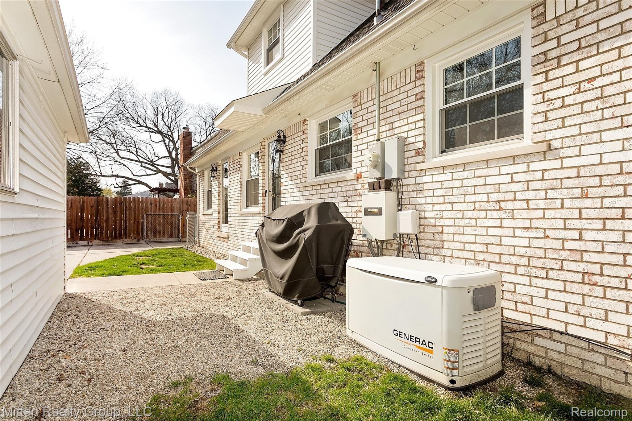 9 Millington Road Pleasant Ridge, MI 48069 - Photo 45 of 47 9Millington-46.jpg