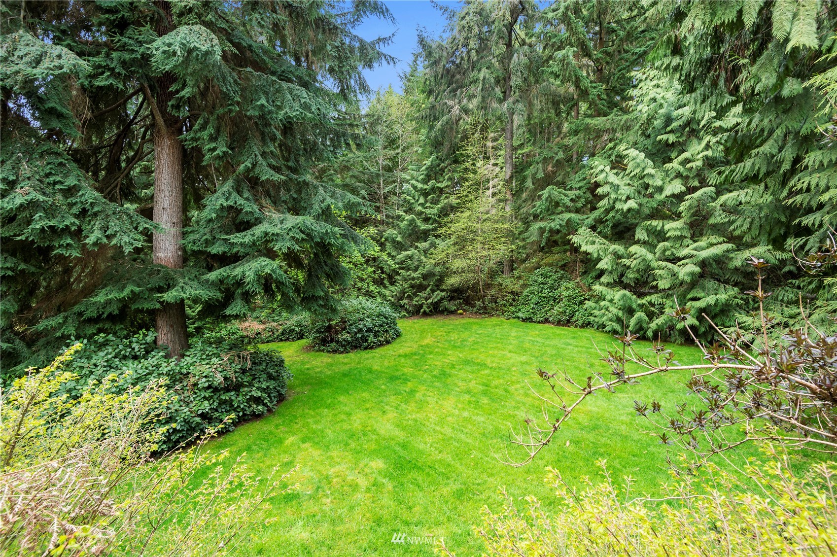 8407 Southeast View Park Road Port Orchard, WA 98367 - Photo 31 of 38 Gallery Image 31