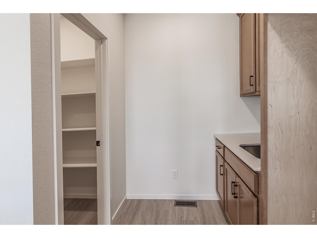 6087 Red Barn Road Timnath, CO 80547 - Photo 25 of 50 PANTRY