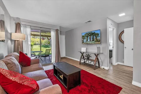 $180,000 | 2860 North Los Felices Road, Unit 101, Palm Springs, CA 92262