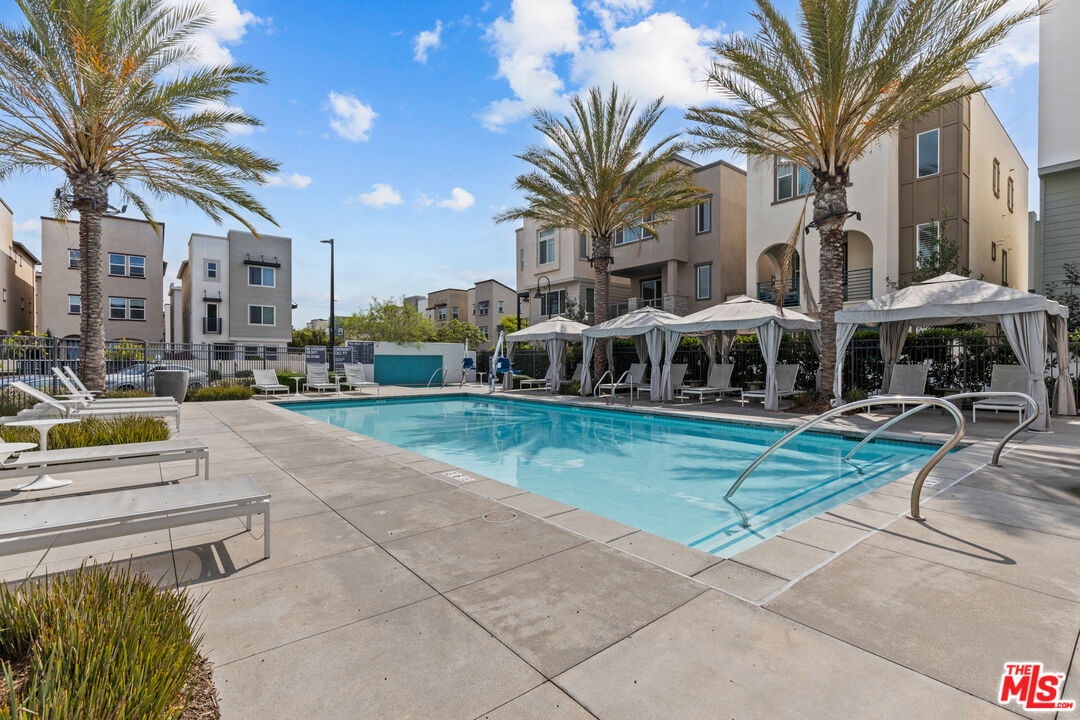 625 Daniel Freeman Circle Inglewood, CA 90301 - Photo 4 of 23 a view of a house with swimming pool and sitting area