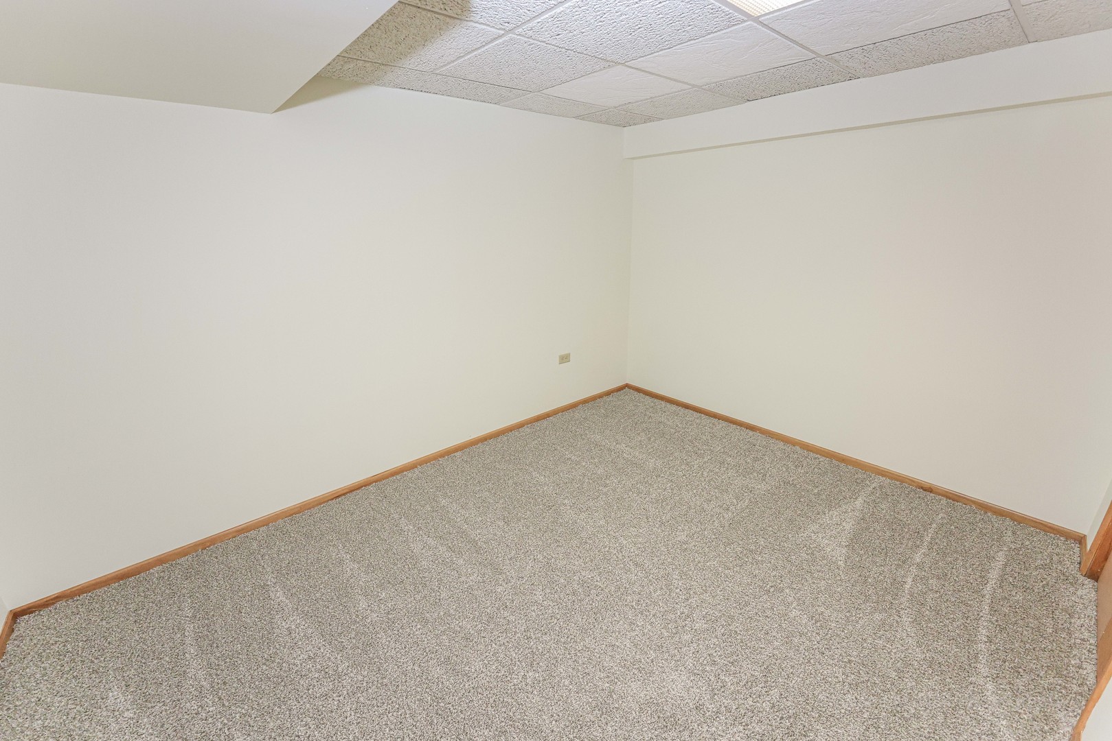 206 1/2 Redbud Drive Joliet, IL 60433 - Photo 22 of 34