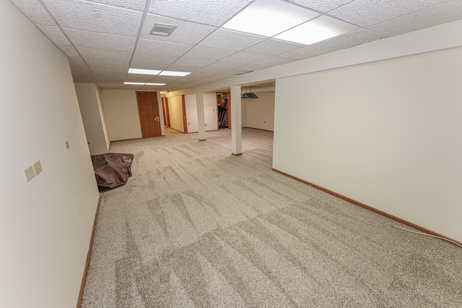 206 1/2 Redbud Drive Joliet, IL 60433 - Photo 26 of 34 a view of a livingroom with wooden floor