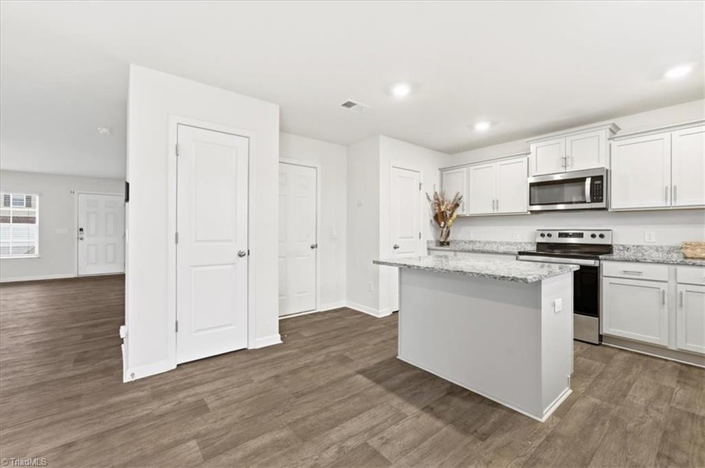 4556 Heatherly Road Winston-Salem, NC 27105 - Photo 11 of 38