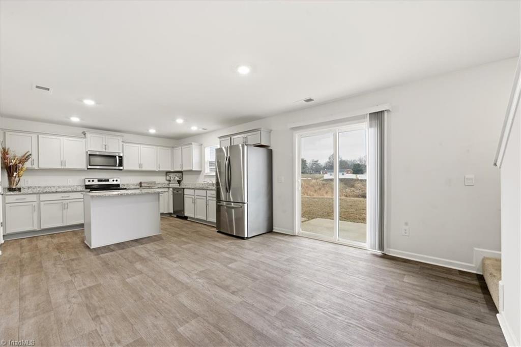 4556 Heatherly Road Winston-Salem, NC 27105 - Photo 14 of 38