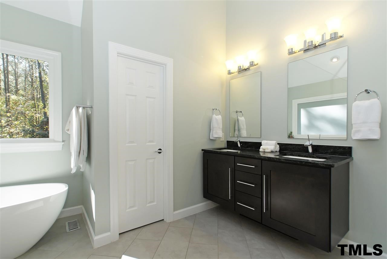 2321 Primrose Valley Court Raleigh, NC 27613 - Photo 13 of 24 Master Bath/Spa