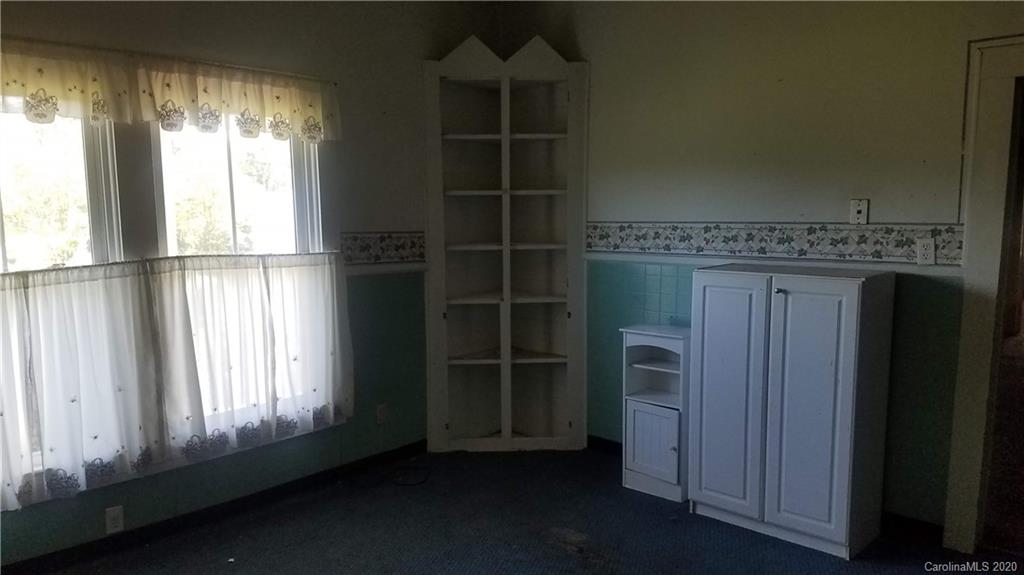 7806 Rhodhiss Road Connelly Springs, NC 28612 - Photo 3 of 6 Gallery Image 3