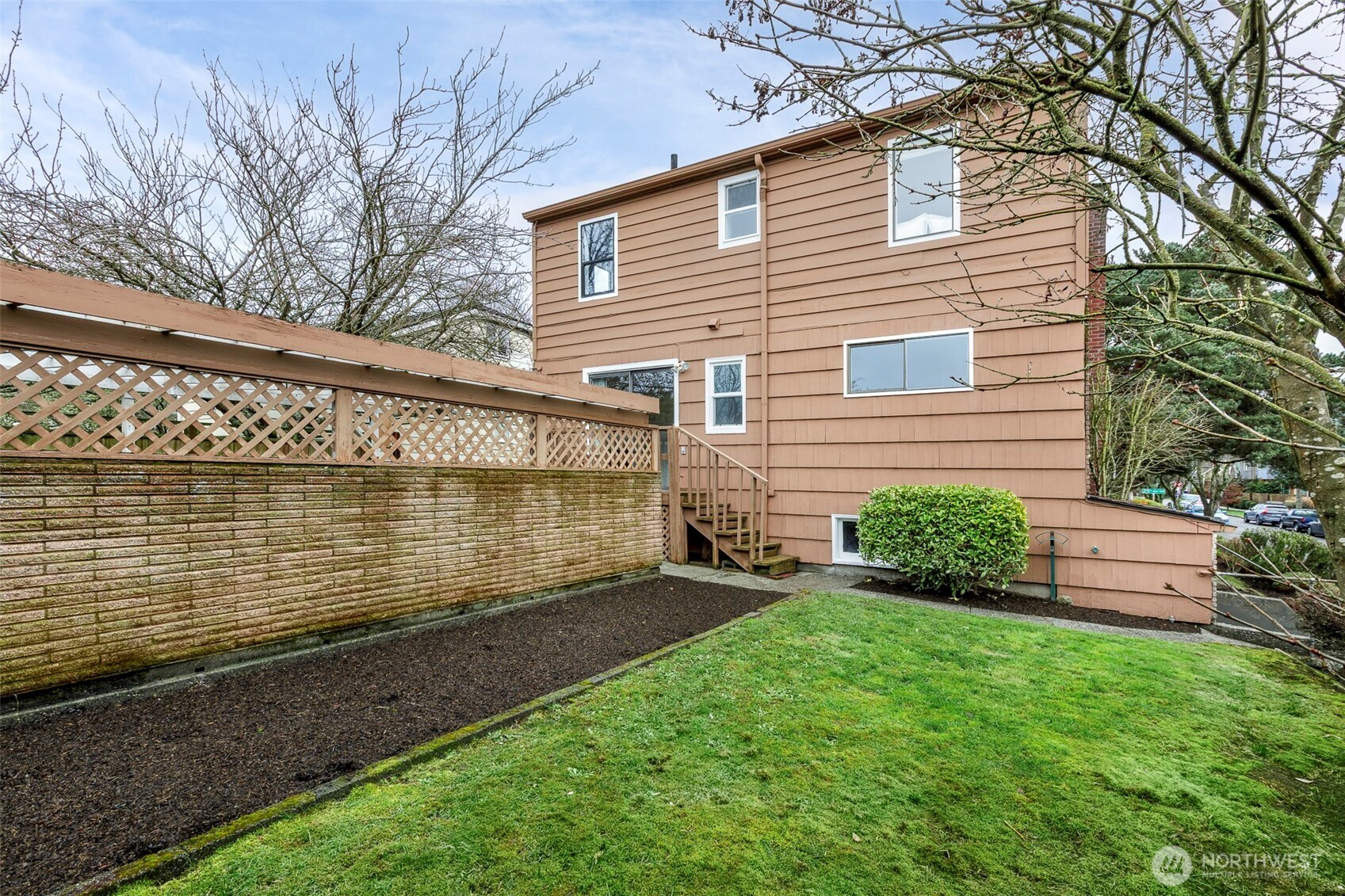 7501 25th Avenue Northwest Seattle, WA 98117 - Photo 22 of 28