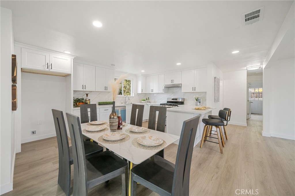 5057 Inaglen Way Los Angeles, CA 90043 - Photo 9 of 23