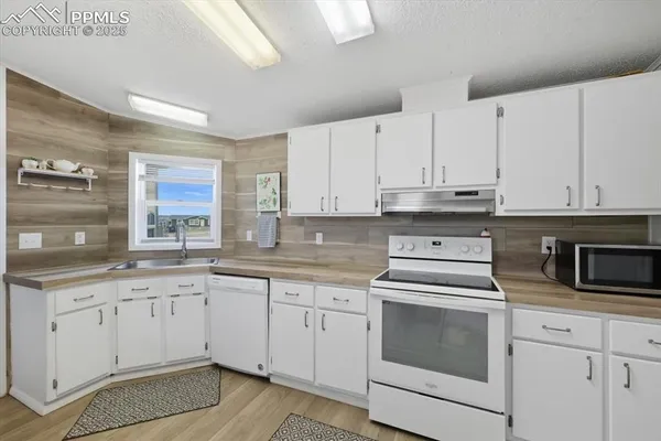 $325,000 | 4735 Adrienne Drive, Colorado Springs, CO 80928