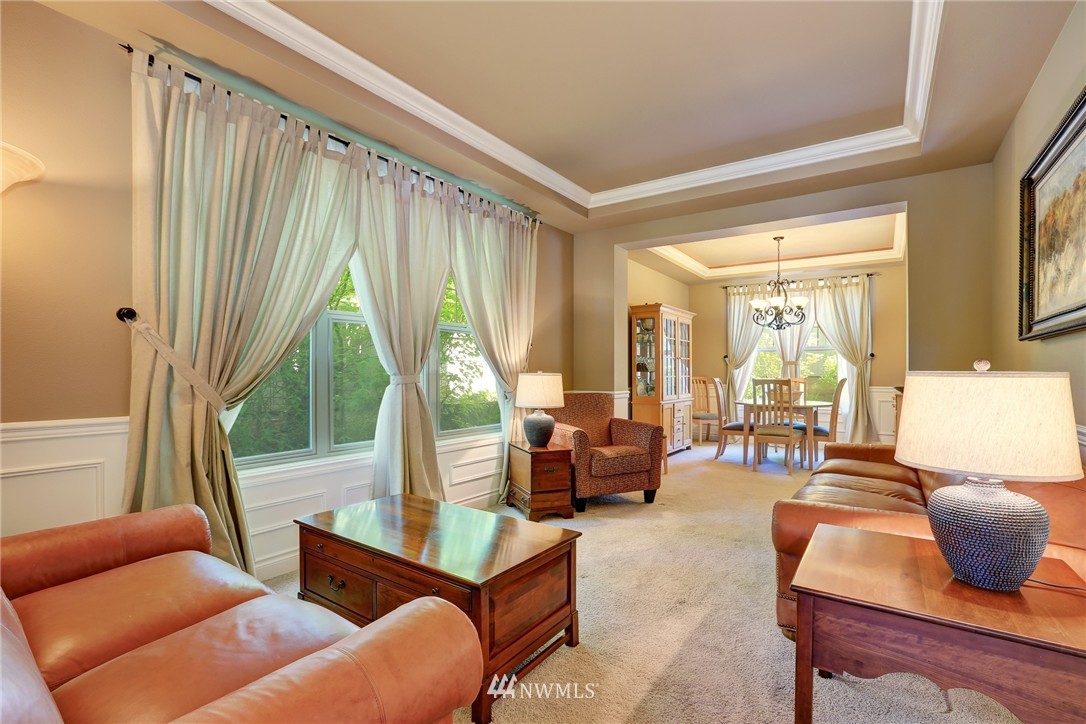 5571 Northeast 17th Street Renton, WA 98059 - Photo 5 of 25 Gallery Image 5