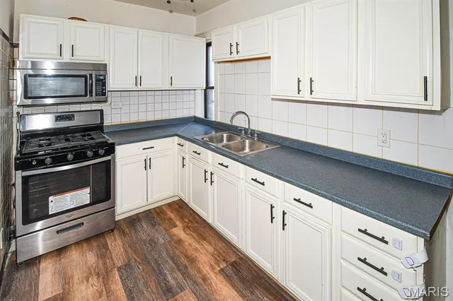 $1,000 | 4573 Gravois Avenue, Unit B, St. Louis, MO 63116