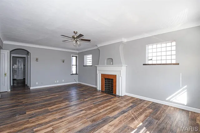 $1,000 | 4573 Gravois Avenue, Unit B, St. Louis, MO 63116