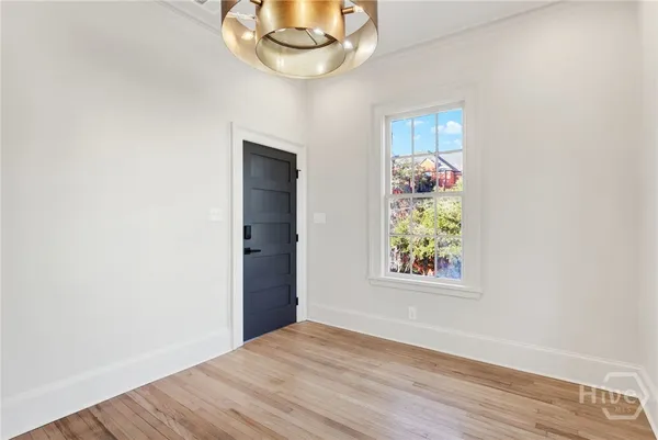 $2,500 | 105 East Gwinnett Street, Unit 3, Savannah, GA 31401