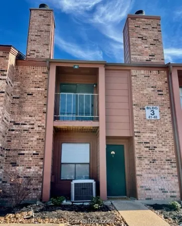 $1,000 | 904 University Oaks Boulevard, Unit 42, College Station, TX 77840