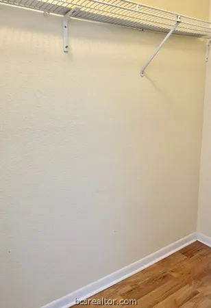 $1,000 | 904 University Oaks Boulevard, Unit 42, College Station, TX 77840