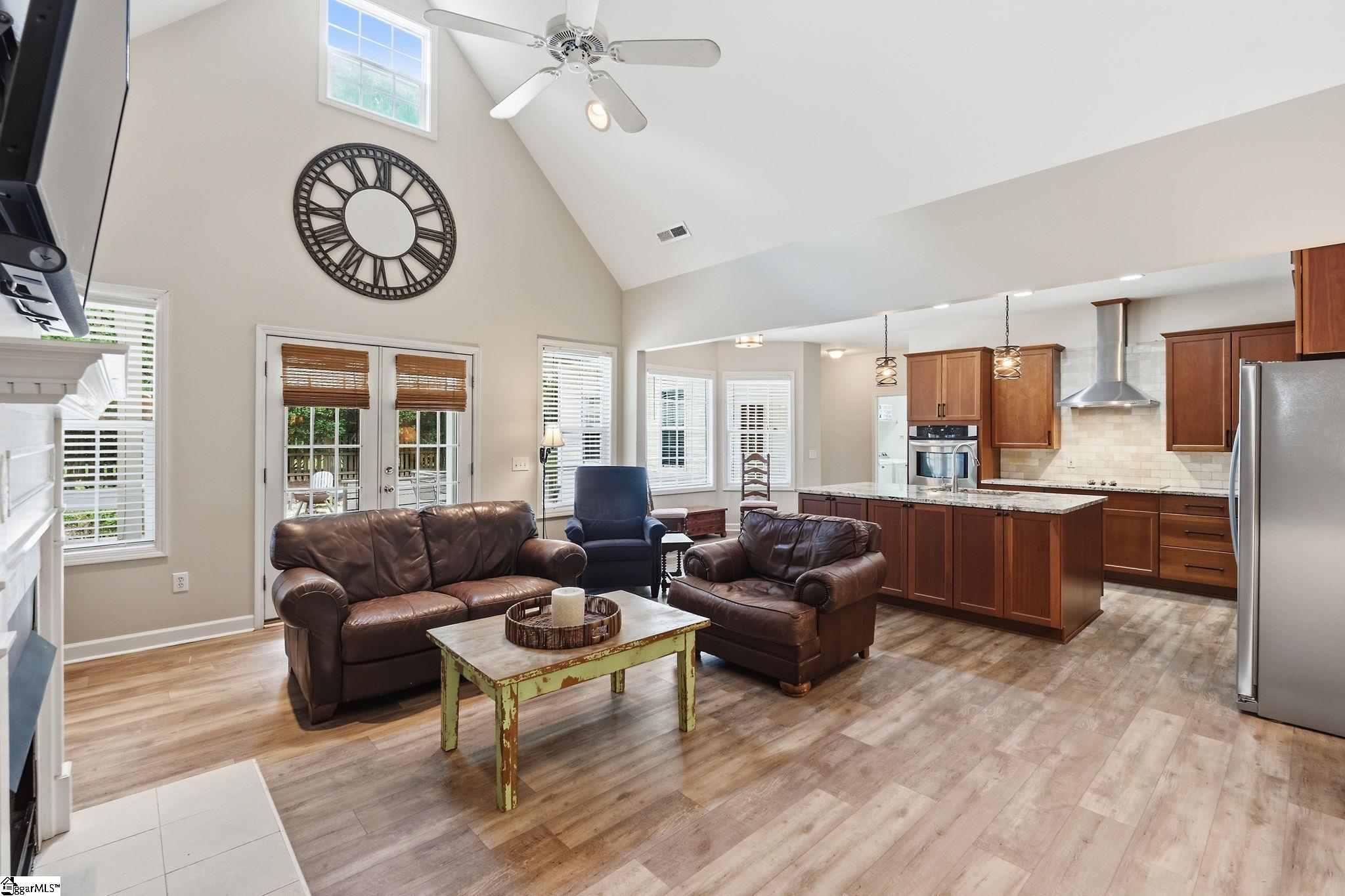 106 Cardinal Court Simpsonville, SC 29681 - Photo 14 of 48