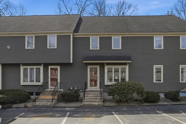 $495,000 | 9 Deer Path, Unit 5, Maynard, MA 01754