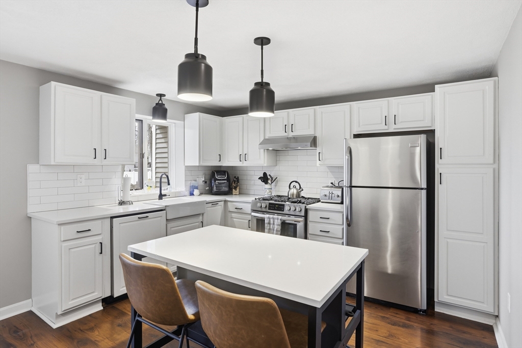 9 Deer Path, Unit 5 Maynard, MA 01754 - Photo 8 of 29