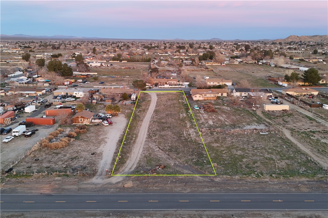 0 156th Lancaster, CA 93535 - Photo 6 of 14 a view of a city