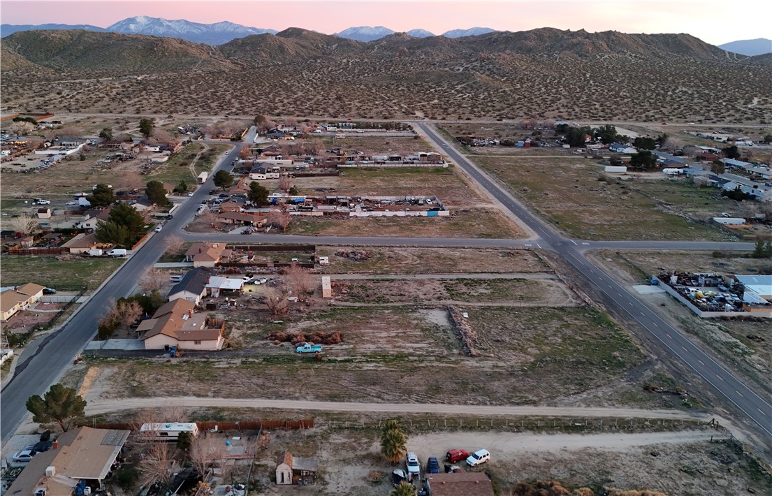 0 156th Lancaster, CA 93535 - Photo 9 of 14 a view of a city