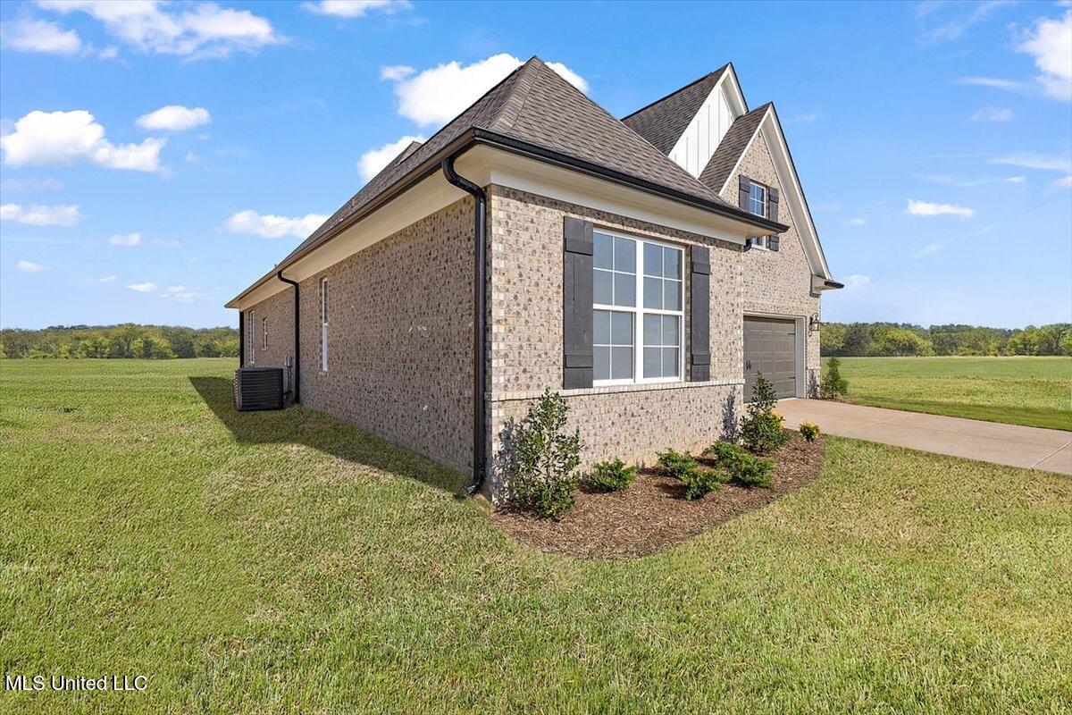 838 Quitman Court West Nesbit, MS 38651 - Photo 3 of 31 Lula