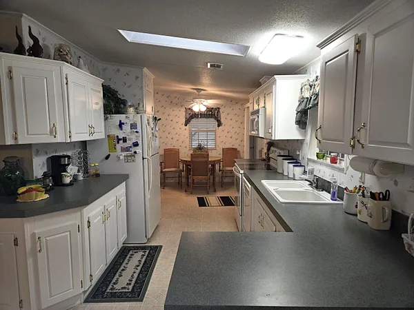 $290,000 | 2425 Southeast 31st Street, Okeechobee, FL 34974